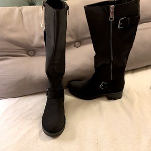 White Mountain Heritage Collection Sueded Moto Boot